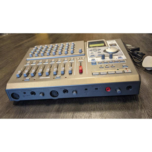 DP-01 01 Digital 8 Multi Track Recorder