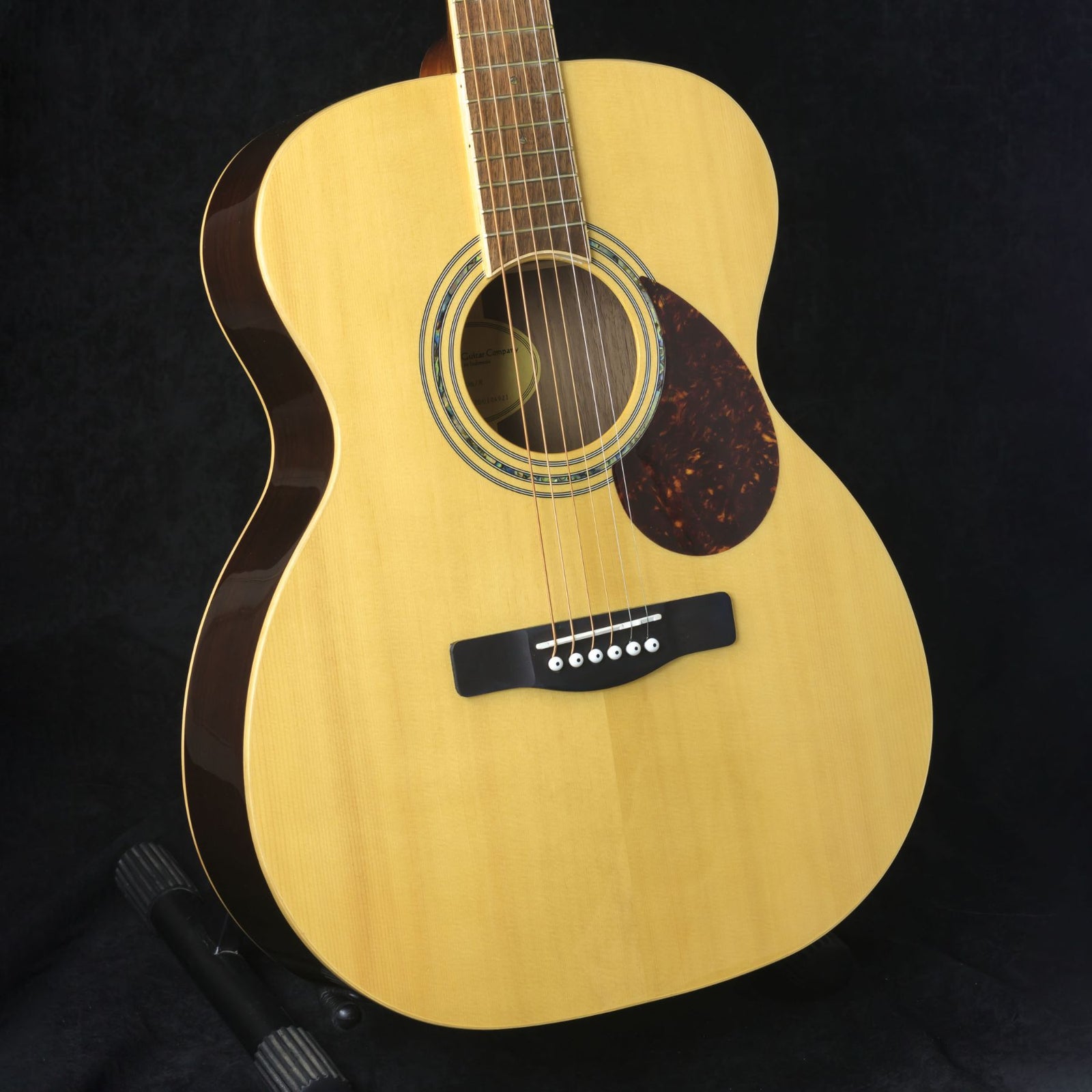 O-6 Legacy Acoustic Guitar