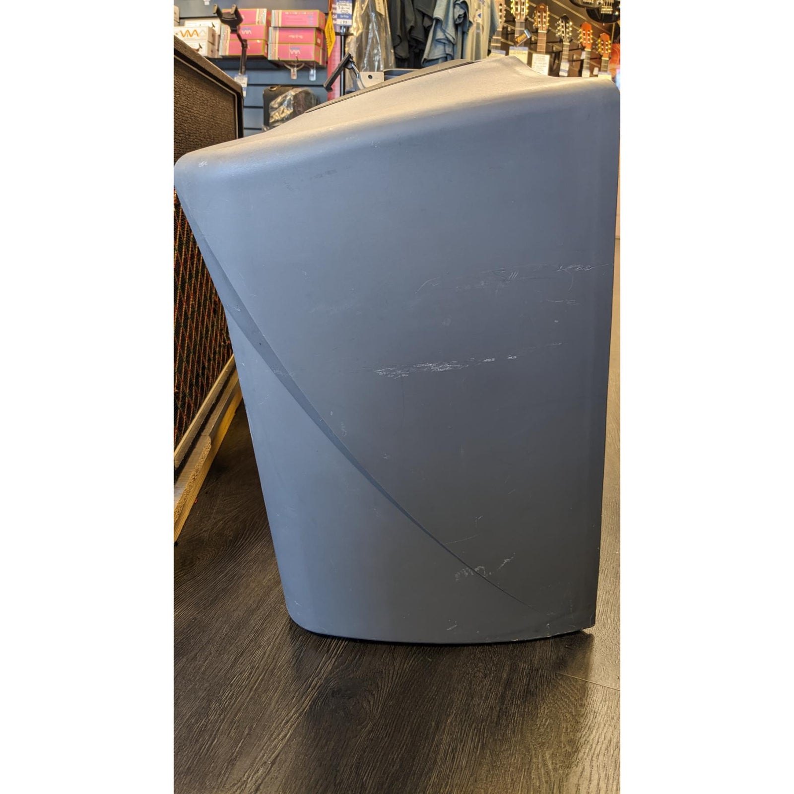 Passport P-250 Compact PA System 250w