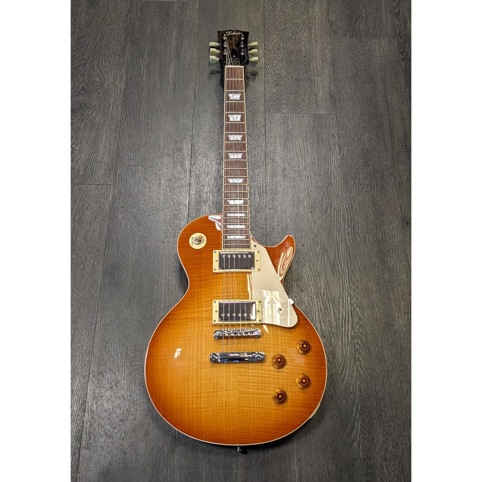 Love Rock Model Pre Loved - MINT