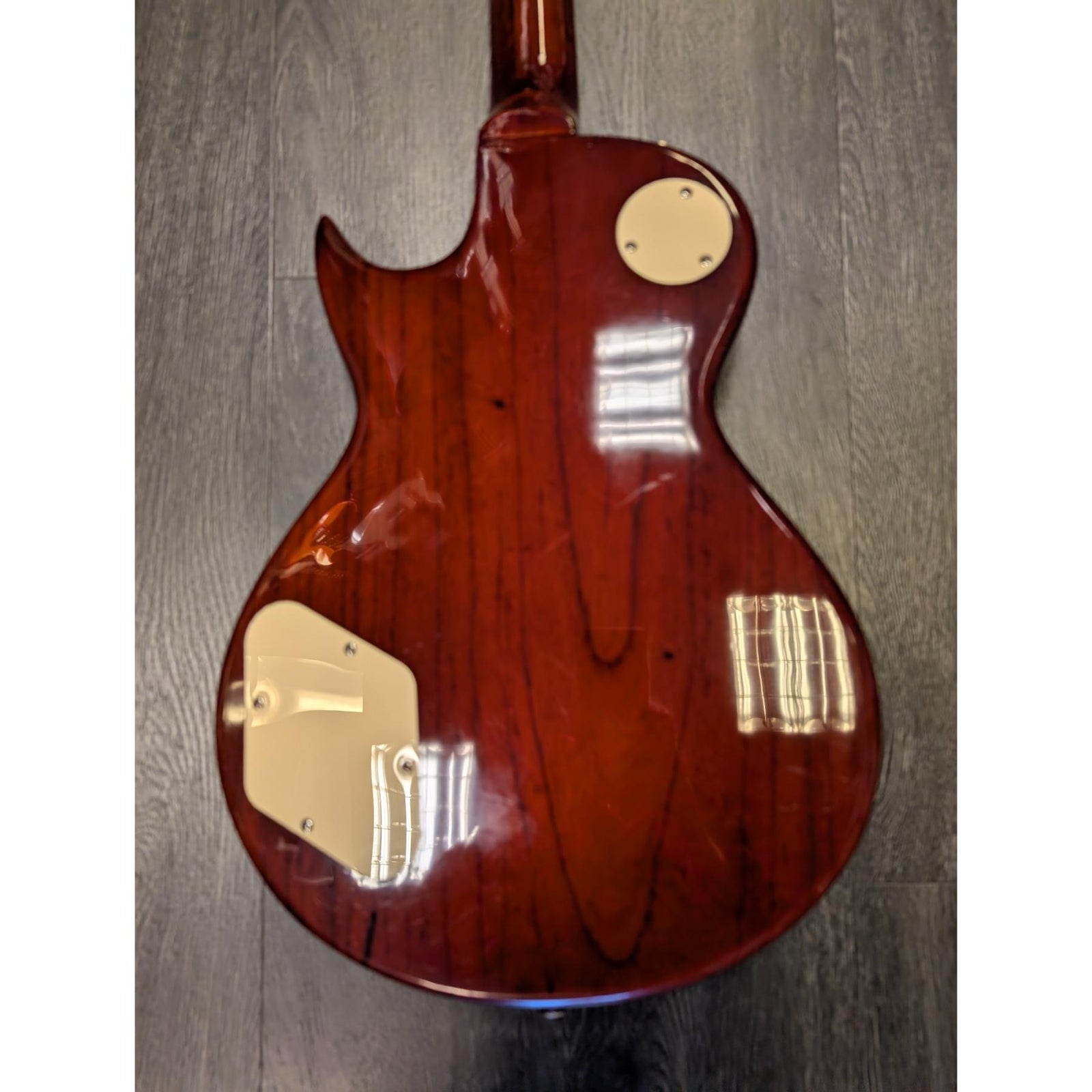 V100 Honey Burst LP Type Guitar (Pre-Loved)