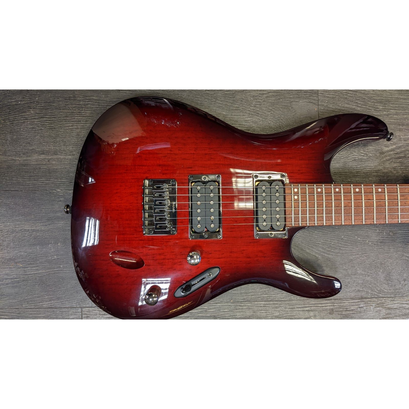 S521 Pre-Owned Blueberry Burst