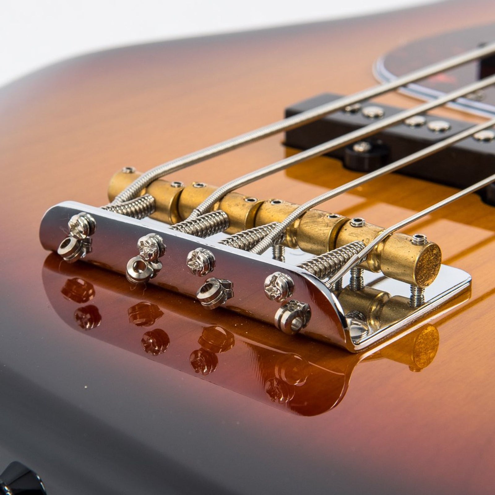 VJ74MVW  Reissued Jazz Bass Sunset Sunburst