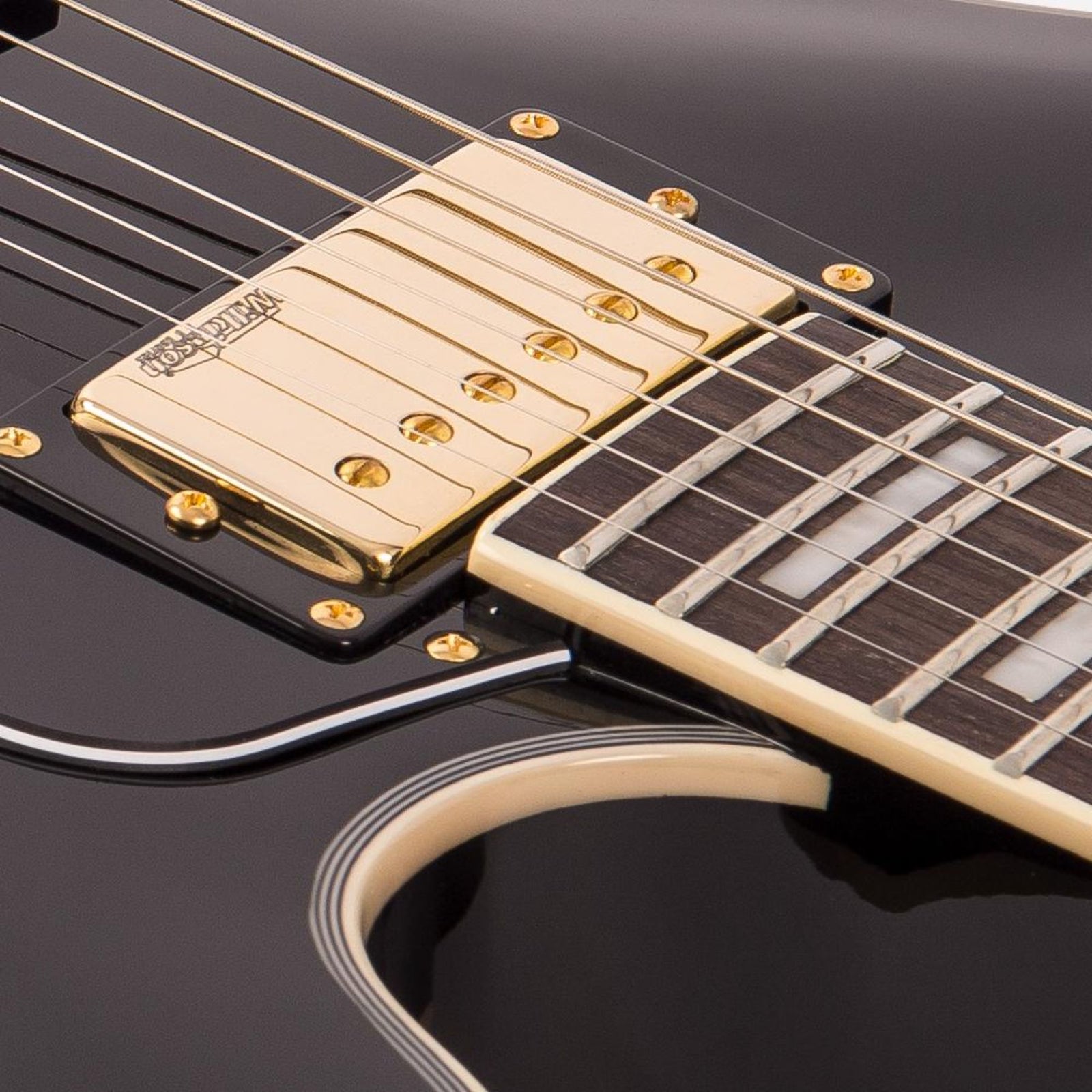 VSA500GBK Electric Guitar Gloss Black